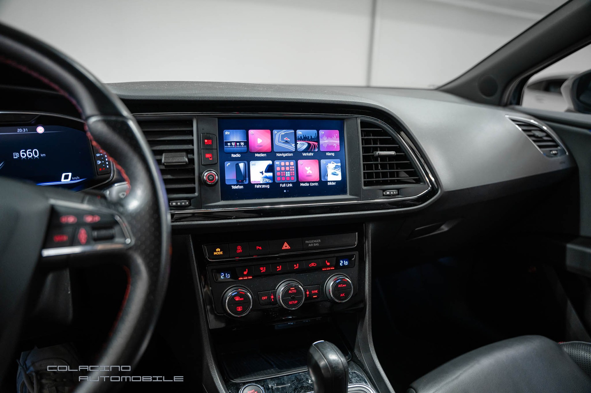 SEAT Leon 2.0 TSI SWISS FR DSG-image-20
