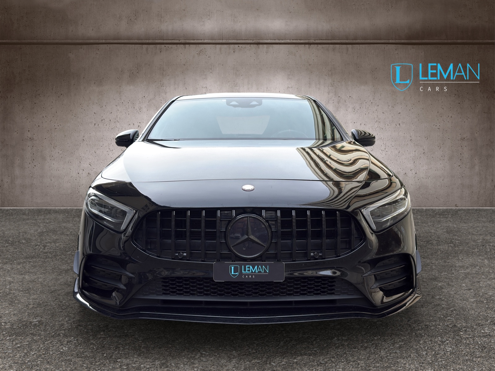 MERCEDES-BENZ A 35 AMG 4Matic Speedshift-image-1