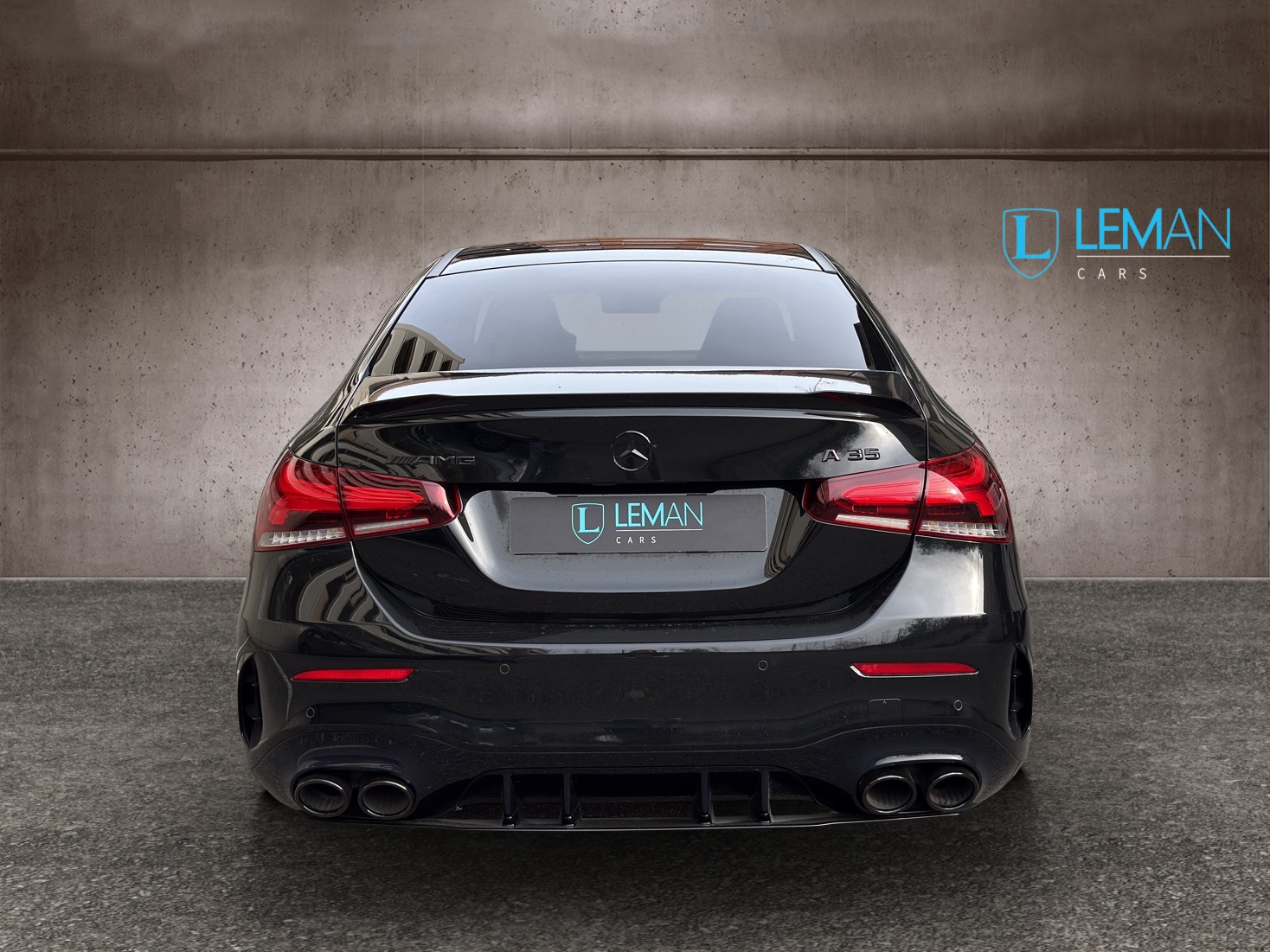 MERCEDES-BENZ A 35 AMG 4Matic Speedshift-image-4