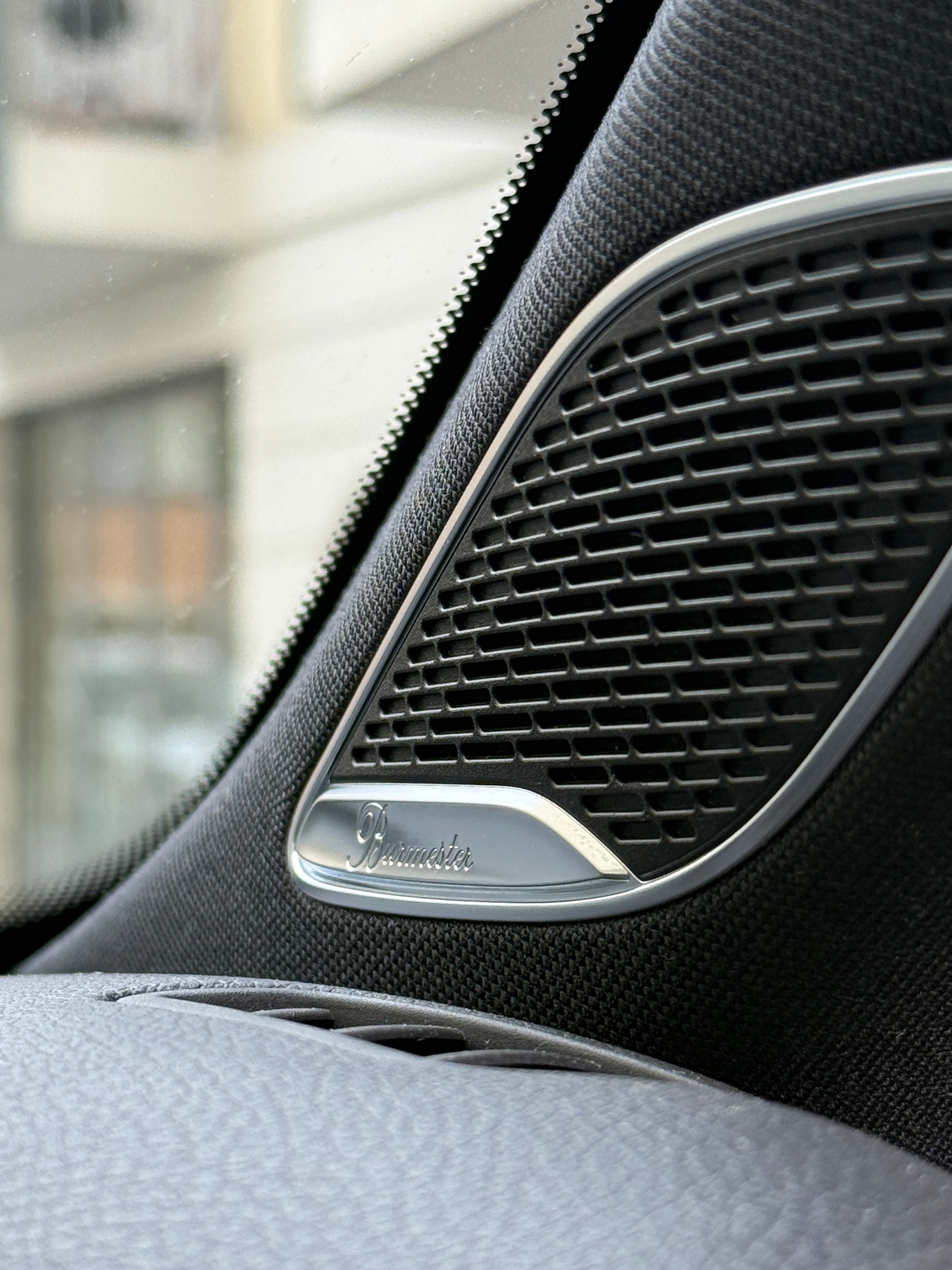 MERCEDES-BENZ A 35 AMG 4Matic Speedshift-image-14