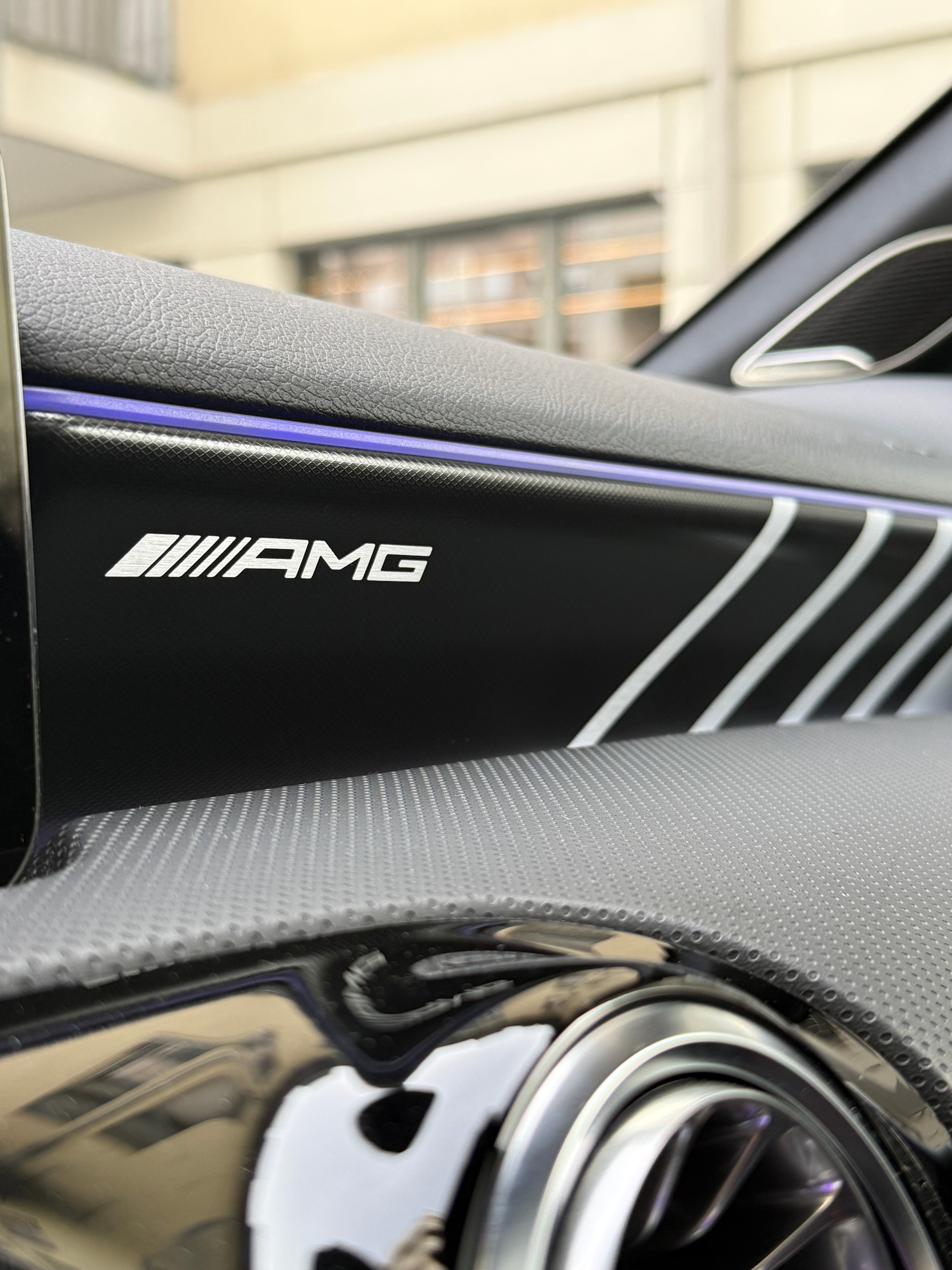 MERCEDES-BENZ A 35 AMG 4Matic Speedshift-image-13