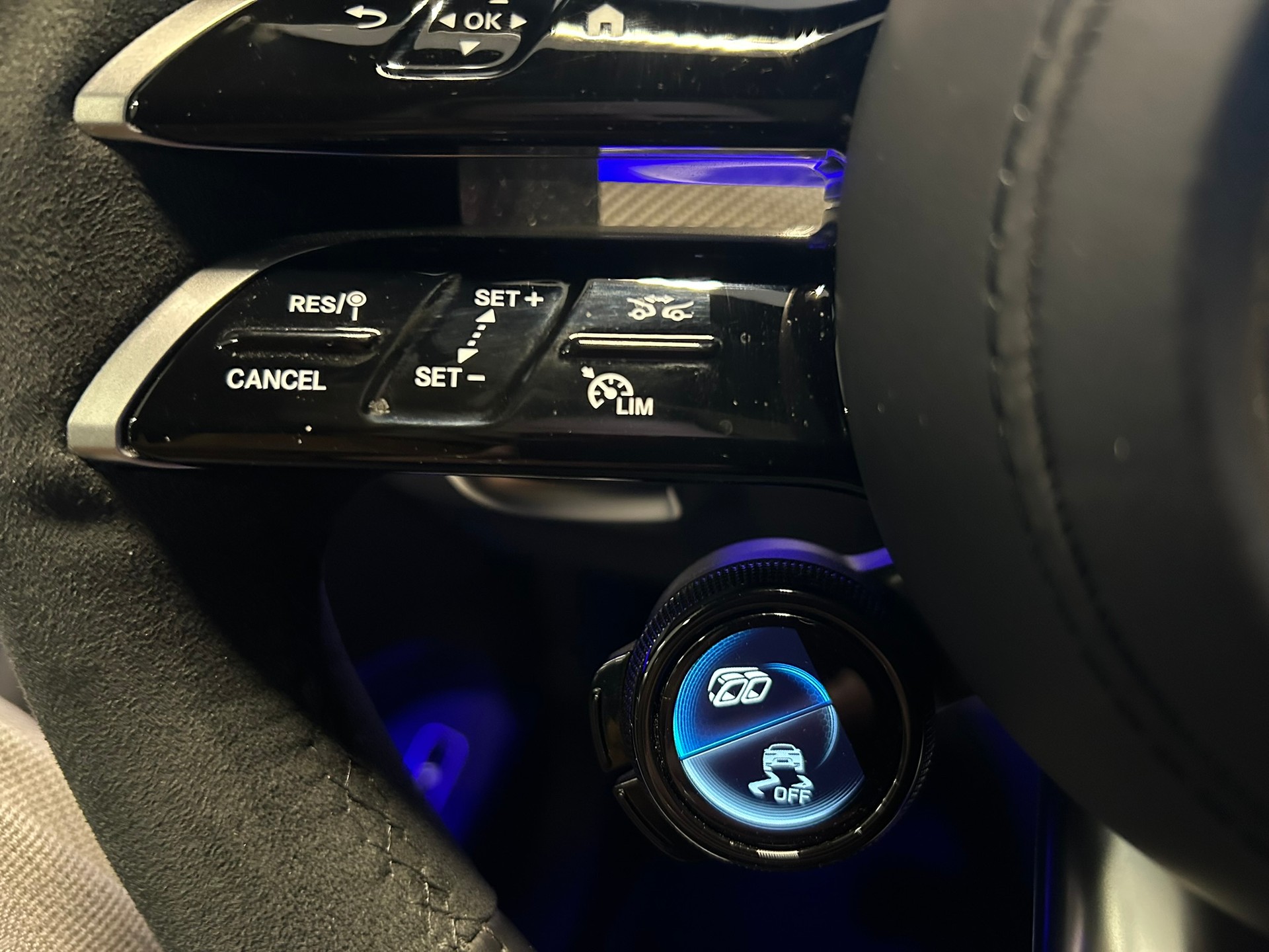 MERCEDES-BENZ GLE 63 S AMG 4Matic+ 9G-Speedshift-image-23