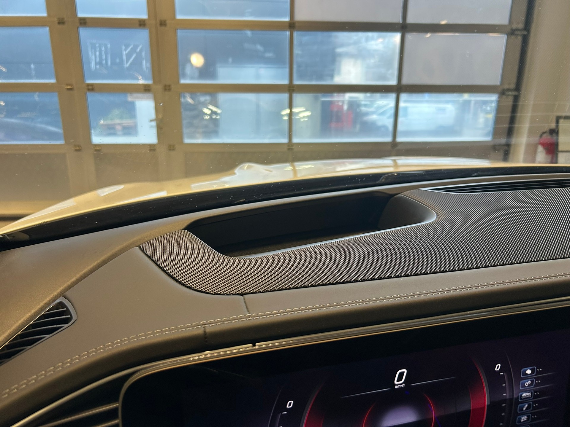 MERCEDES-BENZ GLE 63 S AMG 4Matic+ 9G-Speedshift-image-24
