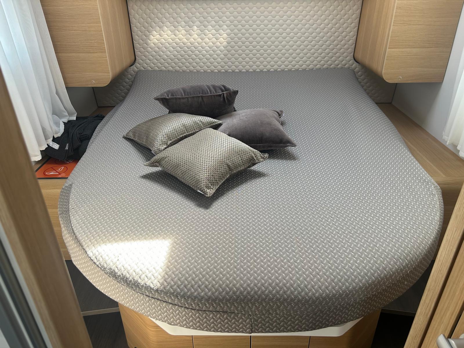 ADRIA Coral Plus 670 DC-image-13