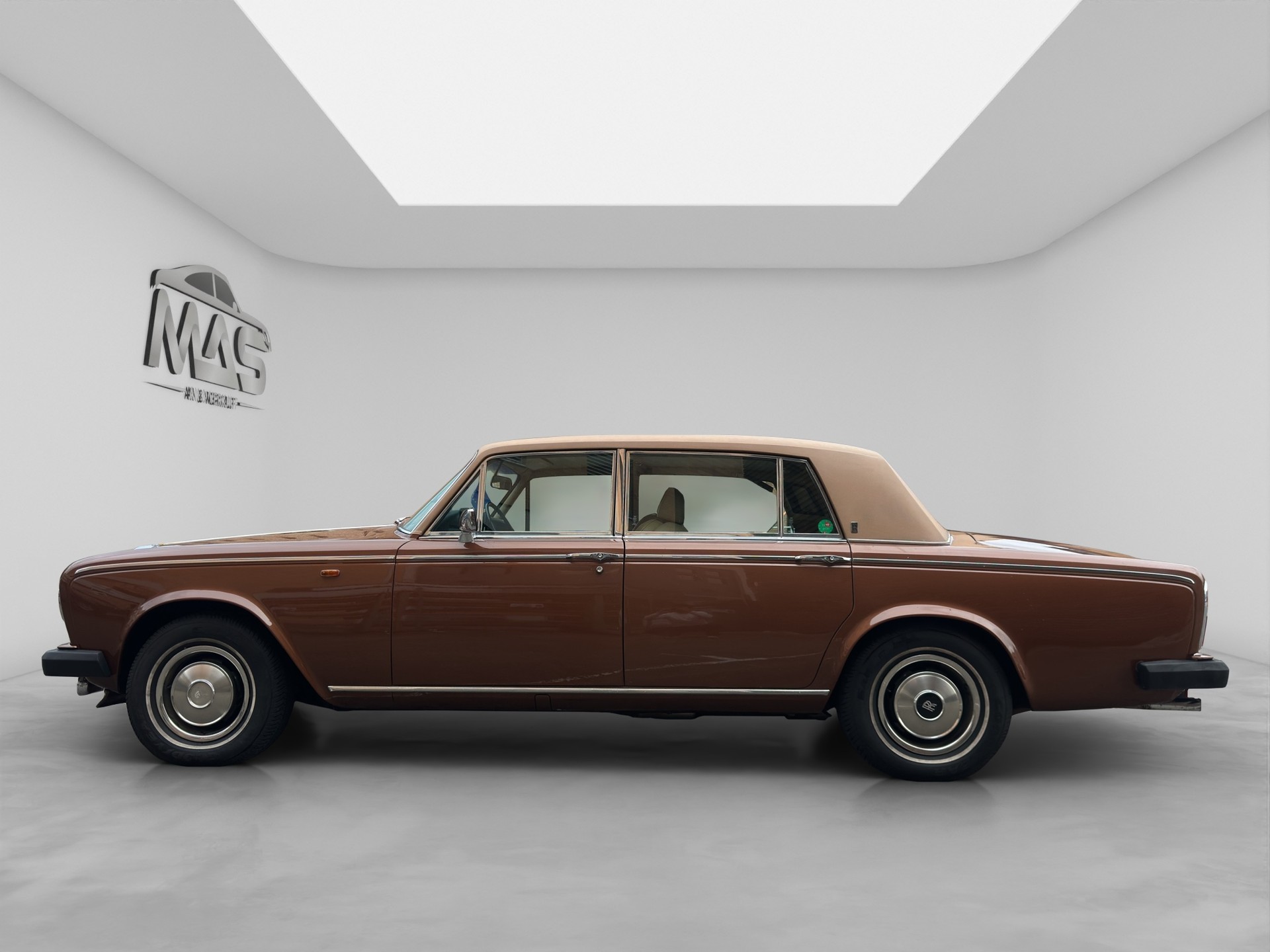 ROLLS-ROYCE Silver Wraith-showroom-element-2