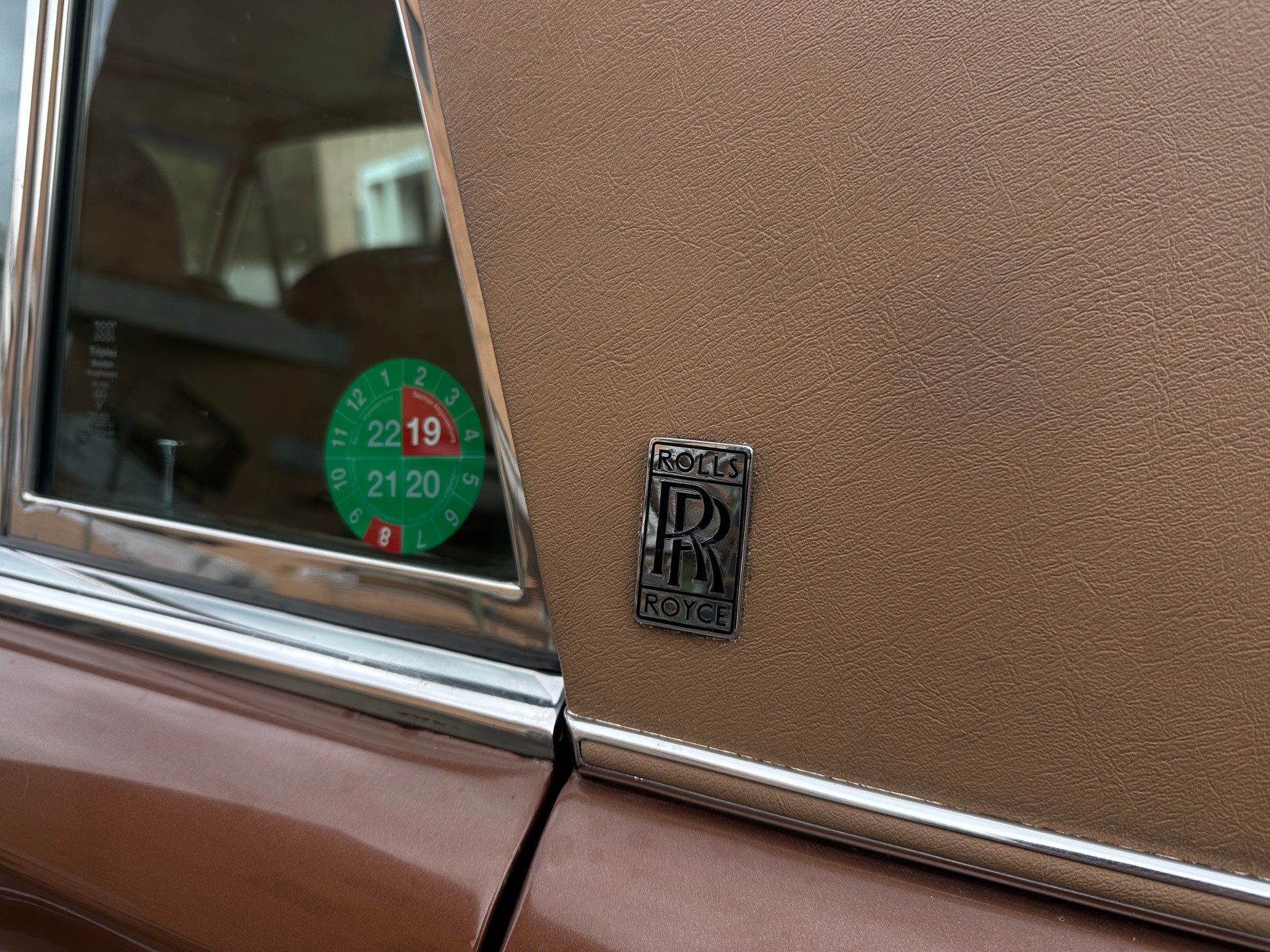 ROLLS-ROYCE Silver Wraith-image-11