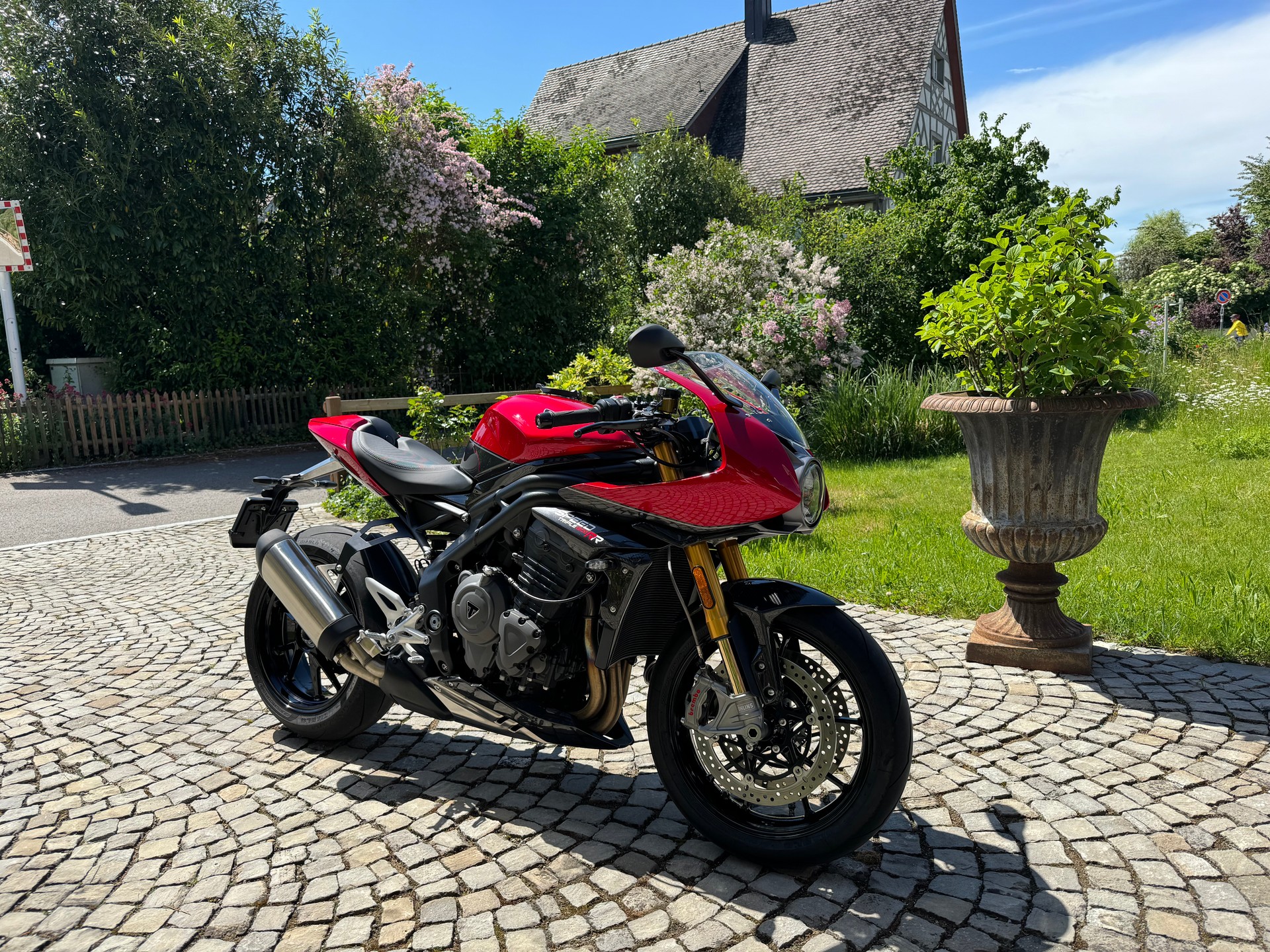TRIUMPH Speed Triple RR