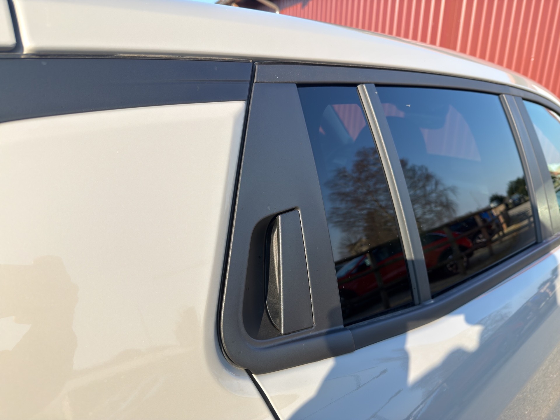 JEEP Avenger Summit-image-22