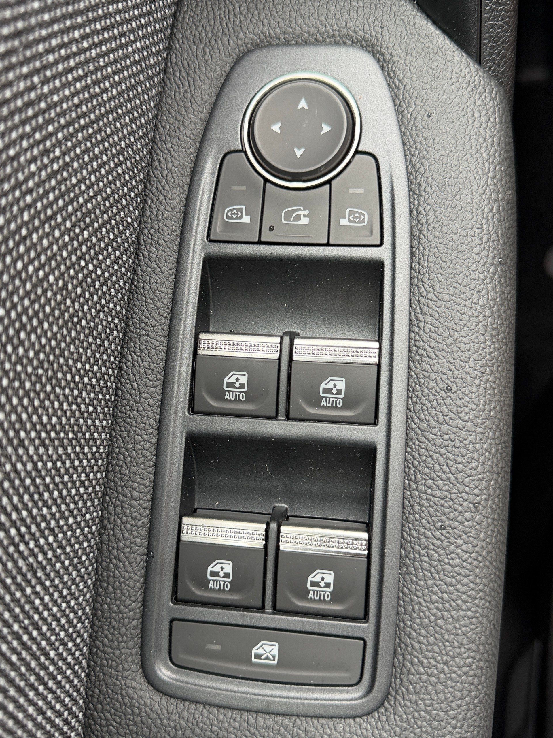 RENAULT Symbioz 1.8 E-Tech Techno-image-16