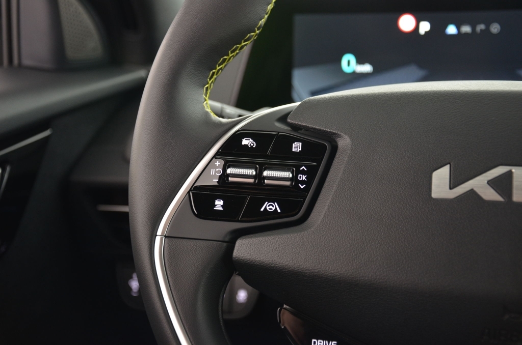 KIA EV6 77.4 kWh AWD GT 4x4 (584PS)-image-24