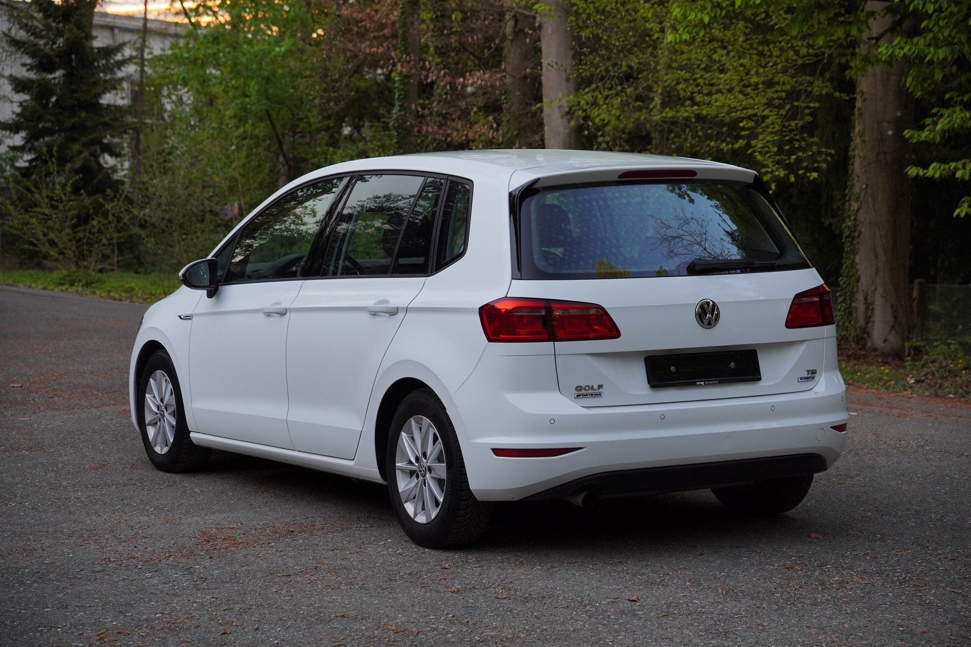 VW Golf Sportsvan 1.0 TSI Comfortline DSG-image-4