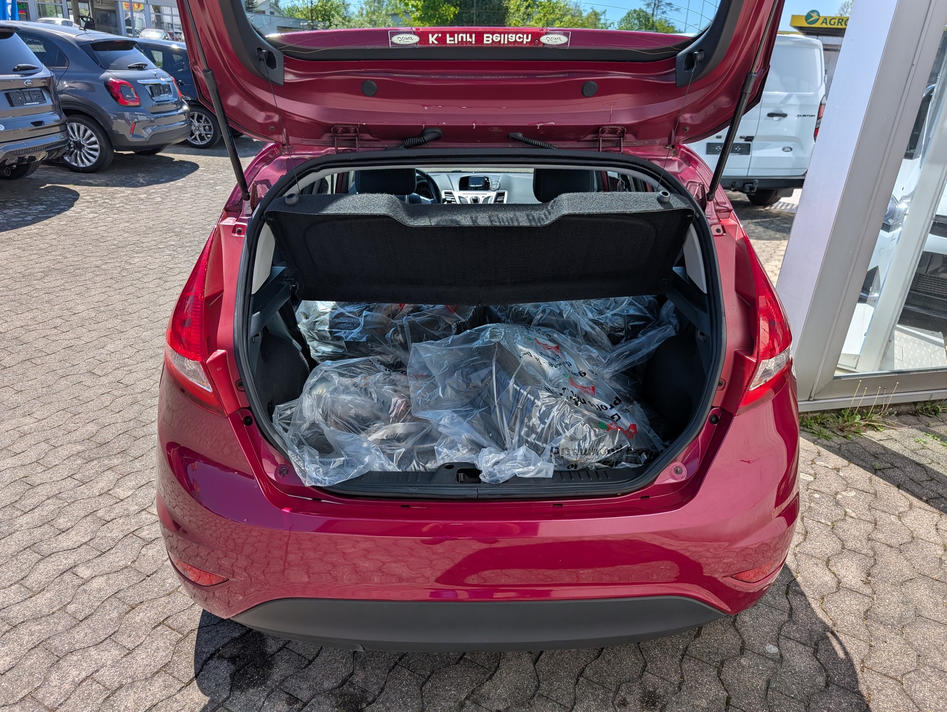 FORD Fiesta 1.4 16V Titanium-image-5