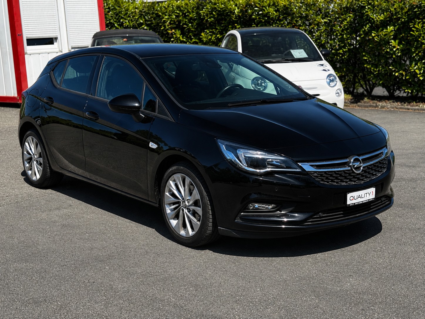 OPEL Astra 1.4i Turbo Black Roof