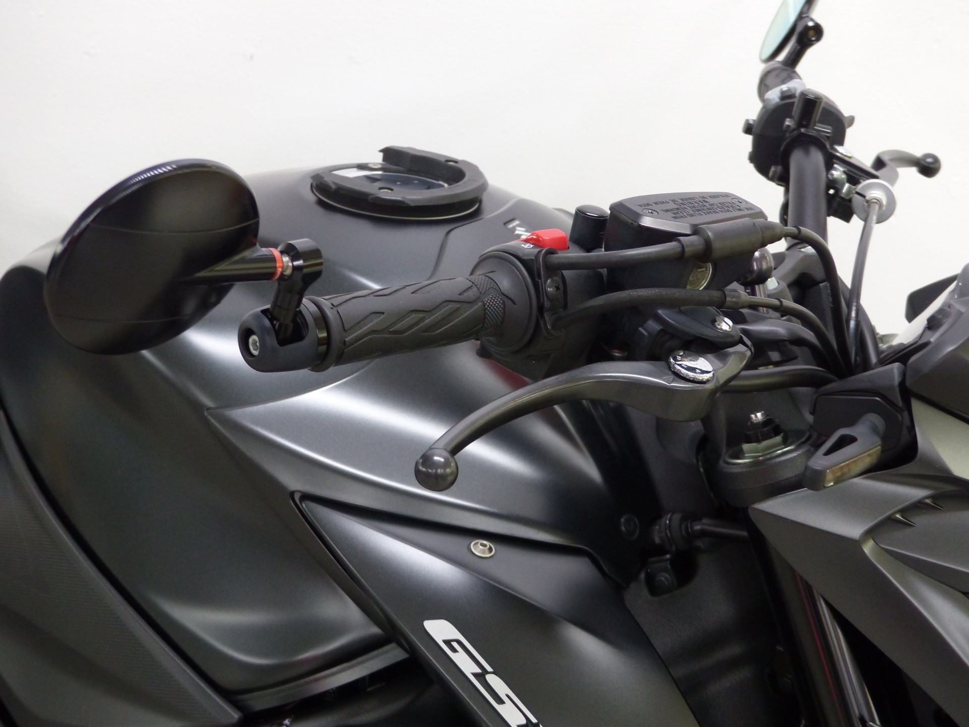SUZUKI GSX-S 1000 Z ABS mit Zubehör-image-13