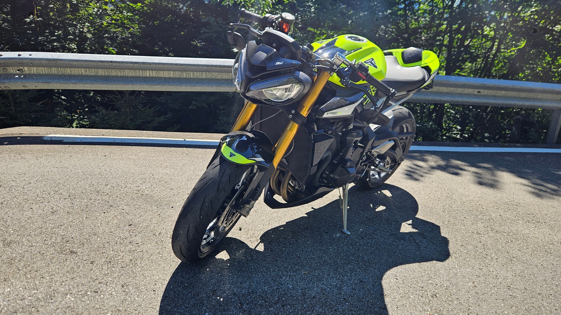 TRIUMPH Street Triple 765 Moto2 (Nr. 523)-image-6