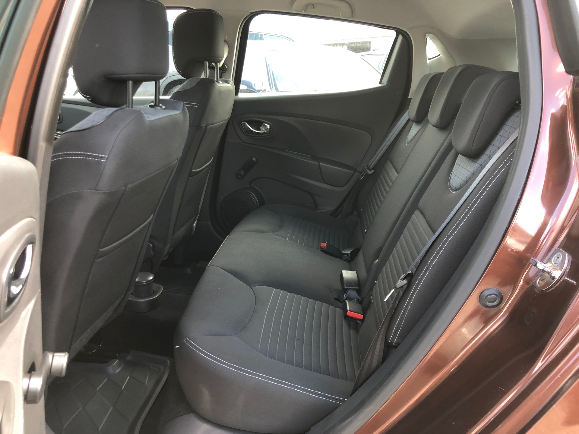 RENAULT Clio 1.5 dCi Dynamique-image-11