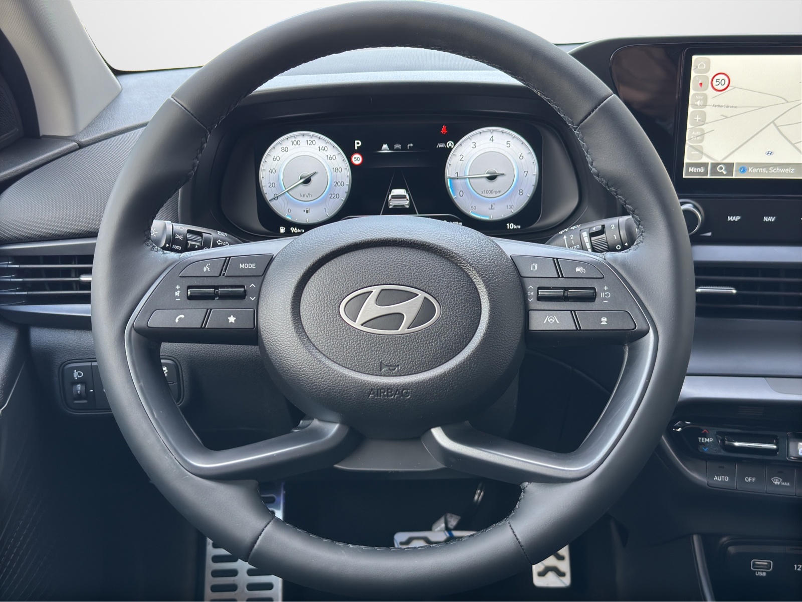 HYUNDAI Bayon 1.0 T-GDi Amplia SafeTec-image-8