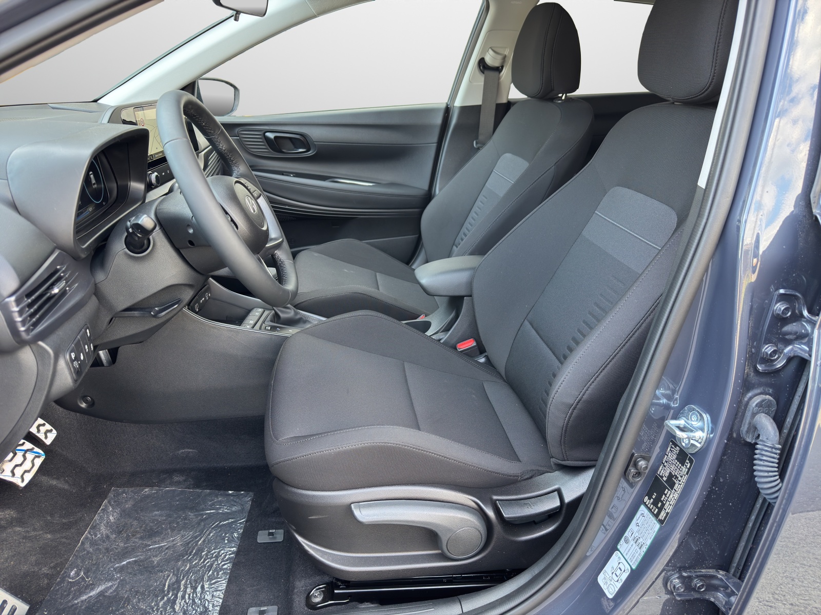 HYUNDAI Bayon 1.0 T-GDi Amplia SafeTec-image-5