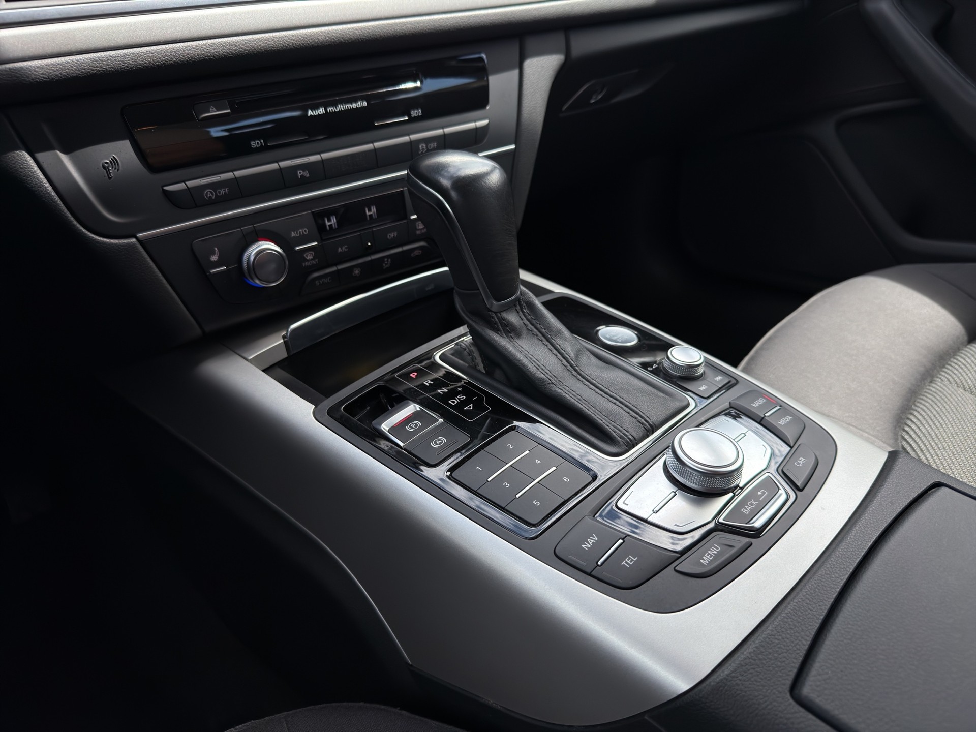 AUDI A6 Limousine 2.0 TFSI S-tronic-image-15