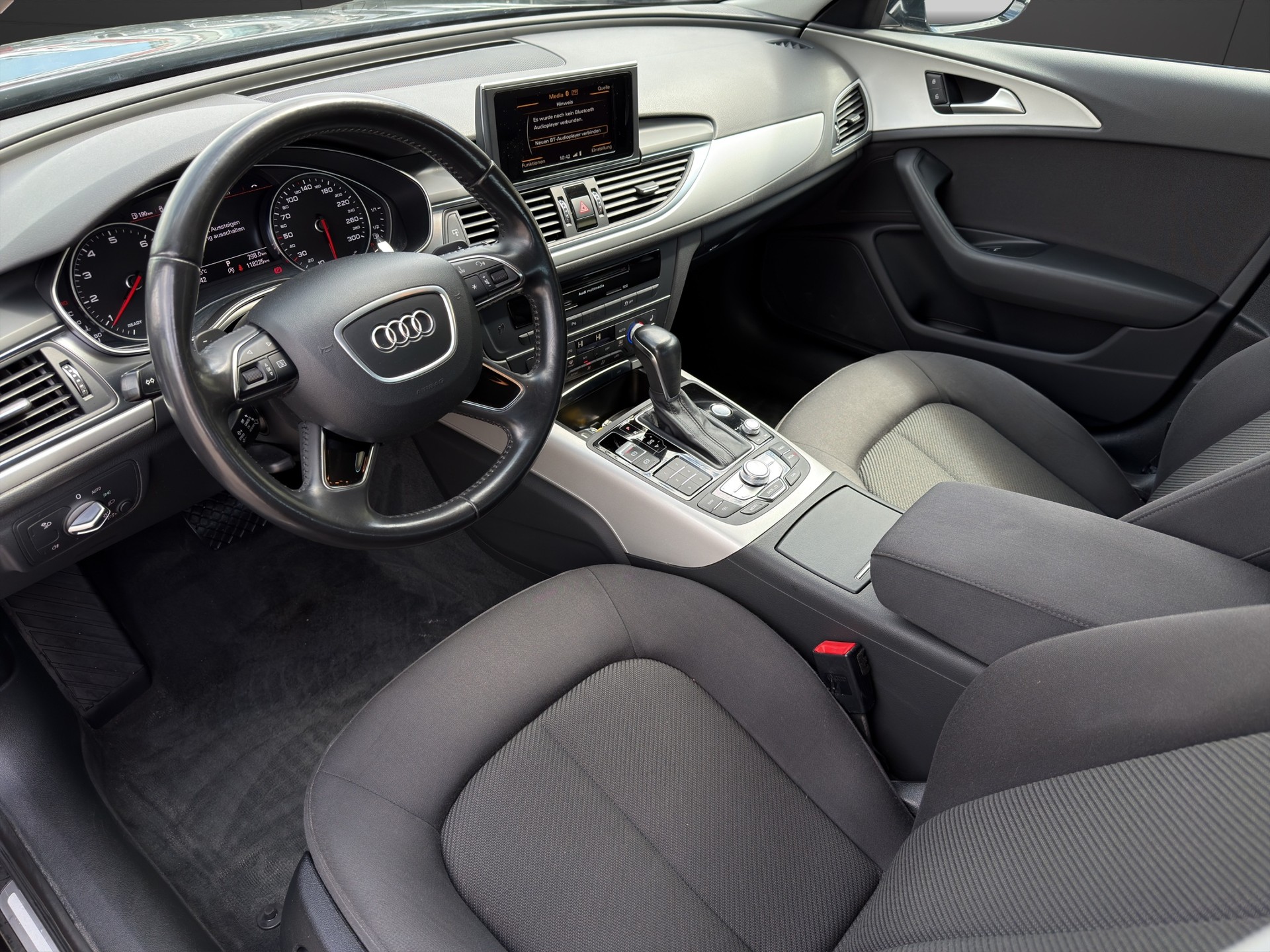 AUDI A6 Limousine 2.0 TFSI S-tronic-image-9