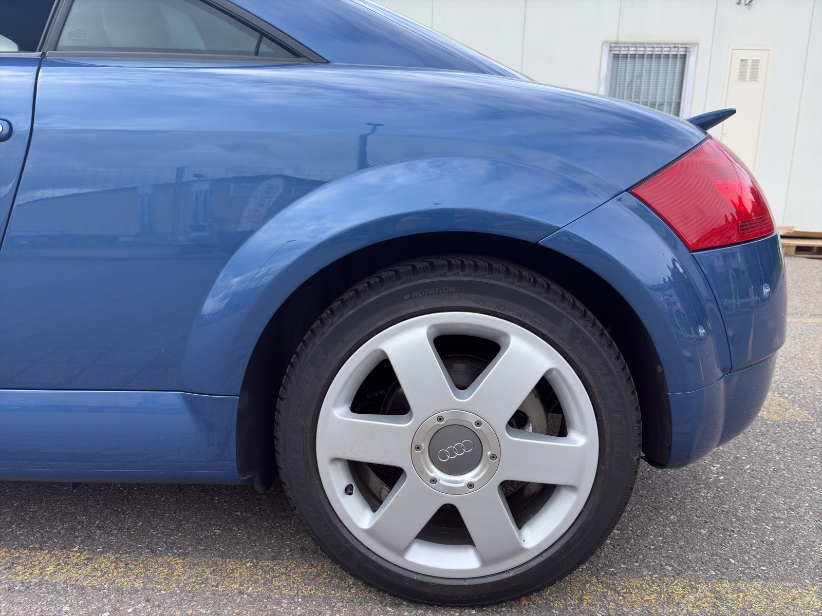 AUDI TT Coupé 1.8 T quattro-image-14