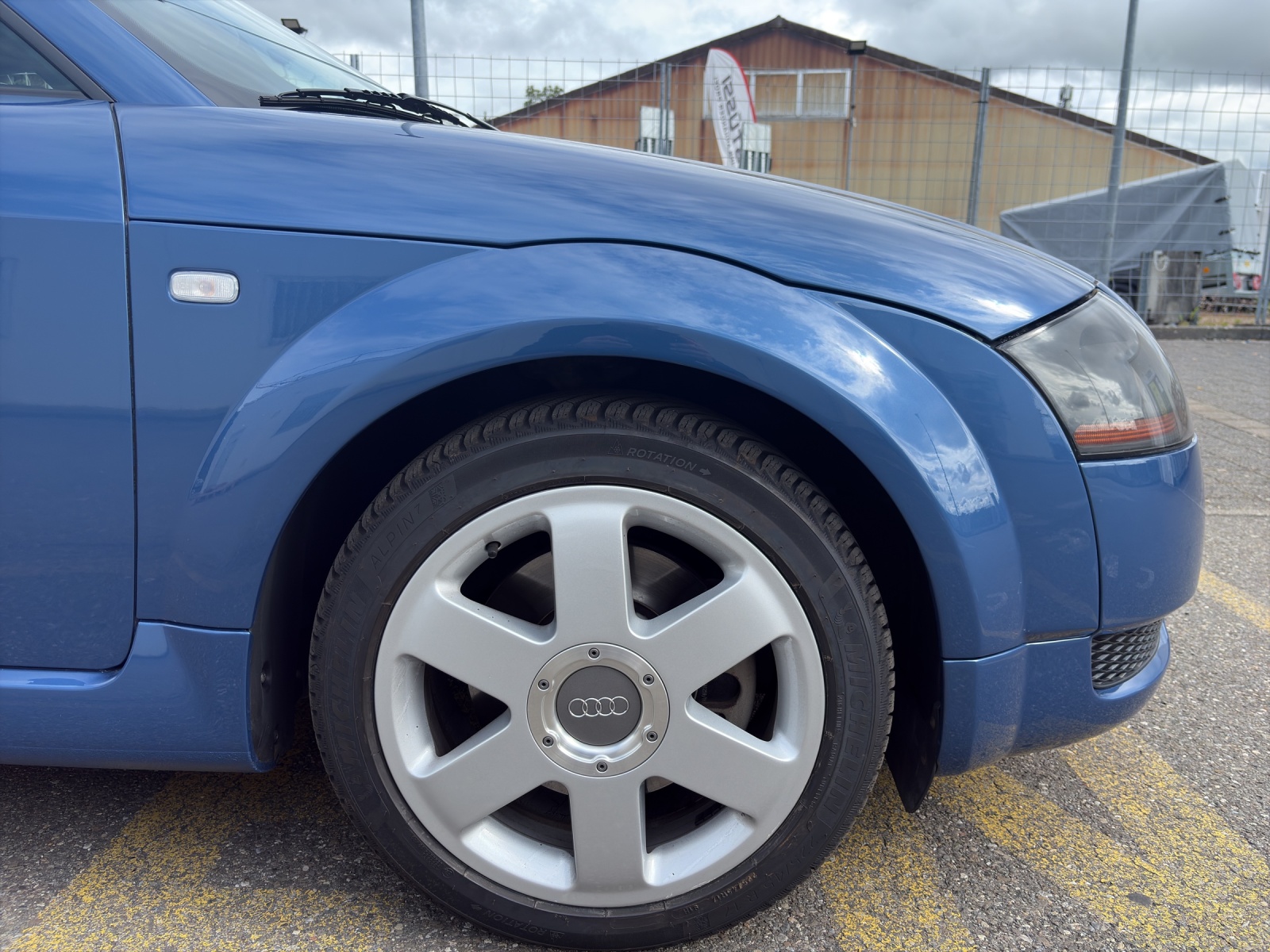 AUDI TT Coupé 1.8 T quattro-image-16