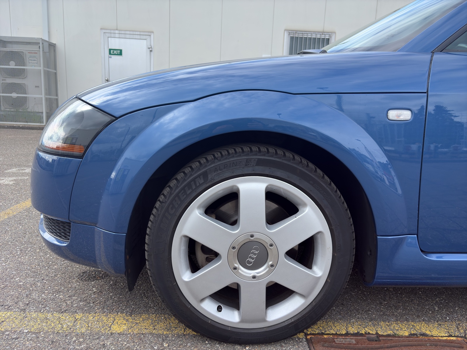 AUDI TT Coupé 1.8 T quattro-image-13