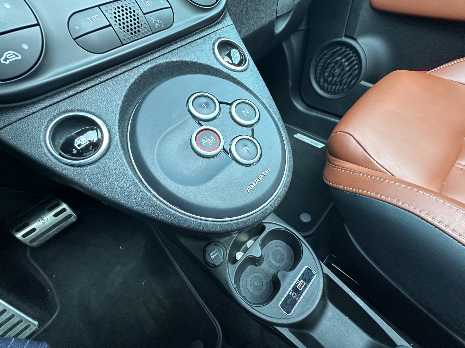 FIAT 595 1.4 16V Turbo Abarth Competizione Dualogic-image-15