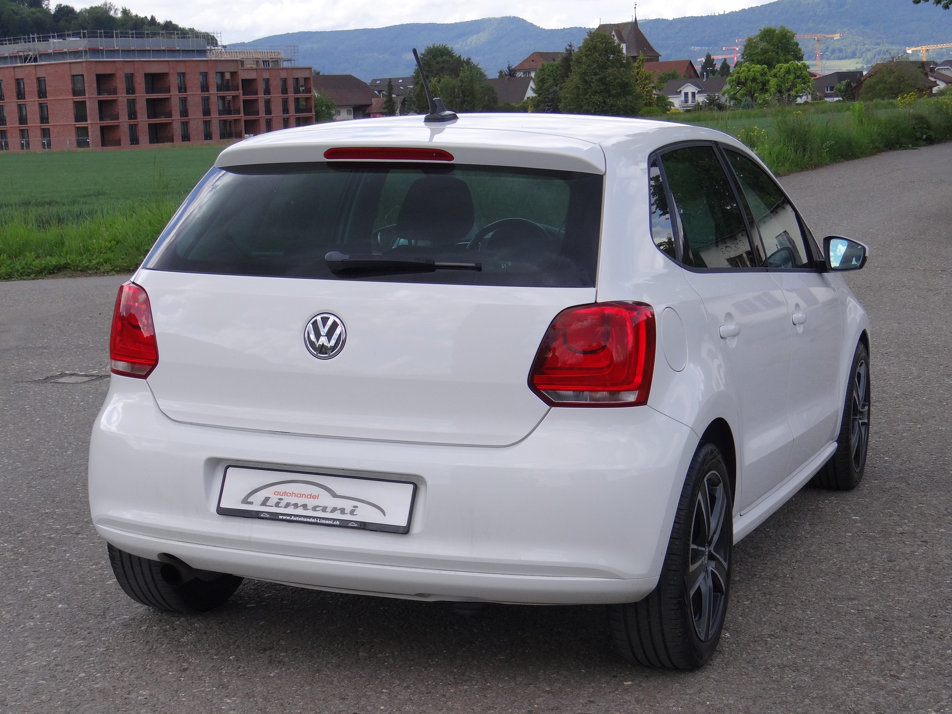 VW Polo 1.2 TSI Highline-image-5