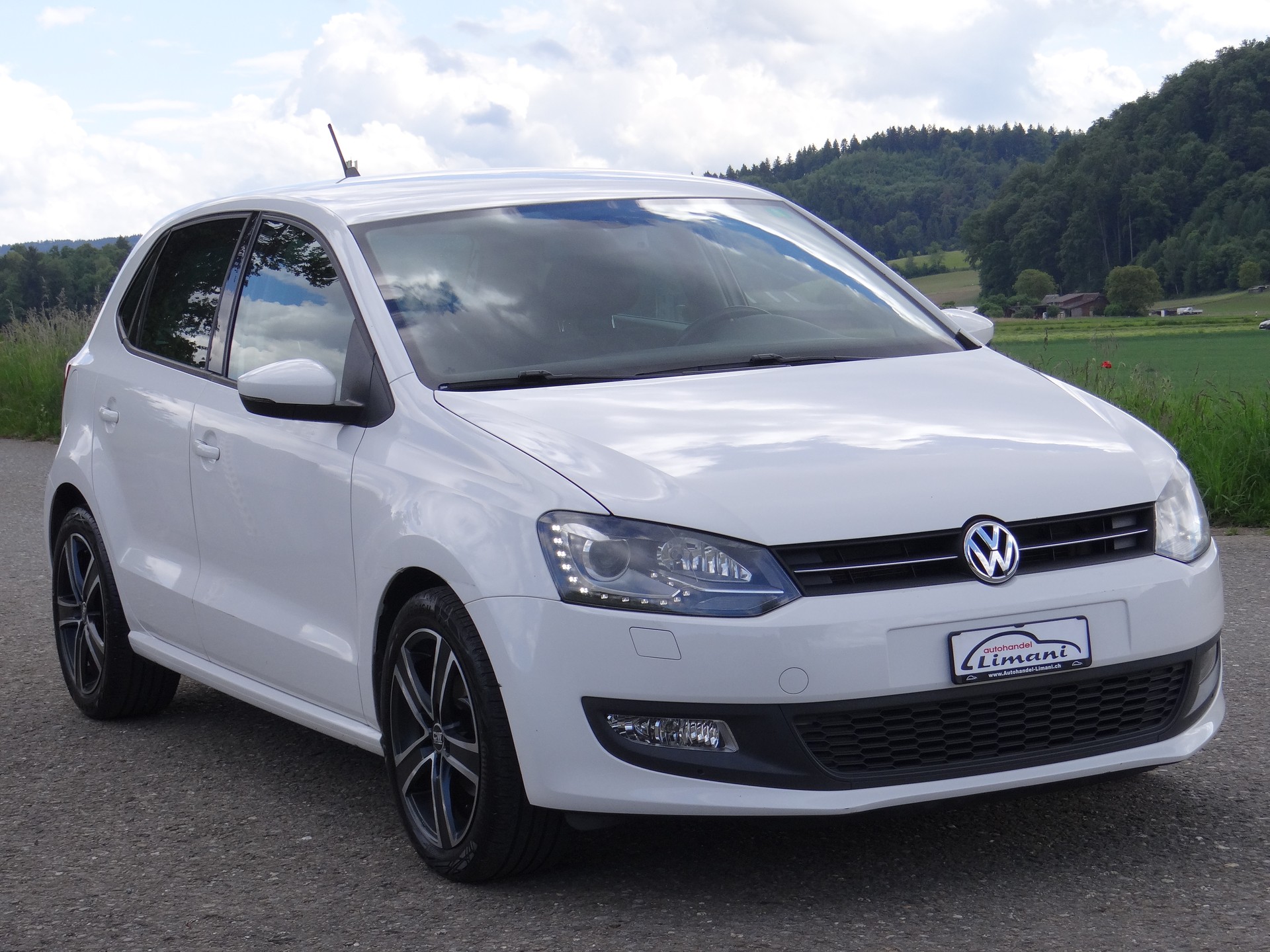 VW Polo 1.2 TSI Highline-showroom-element-3