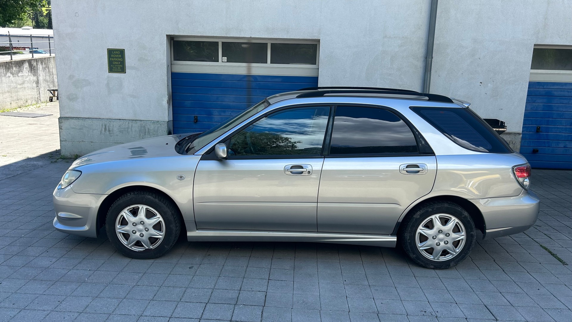 SUBARU Impreza 2.0R-image-1