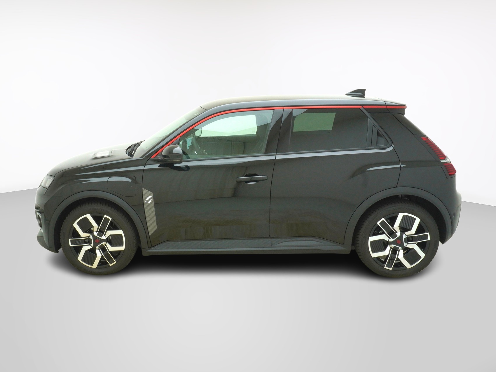 RENAULT R5 E-Tech Comfort Range techno-showroom-element-1