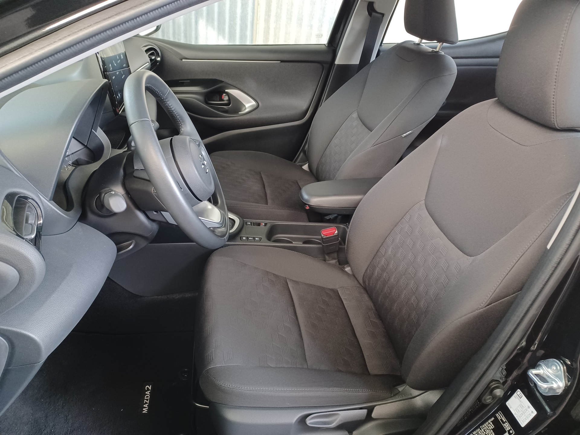 MAZDA 2 Hybrid Centre-line-image-10