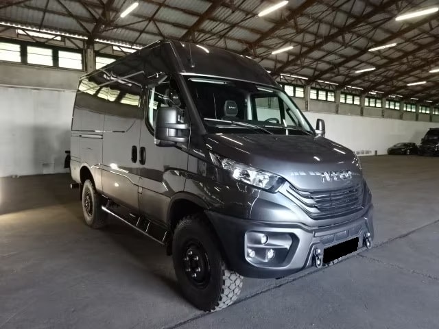 IVECO Kasten 55S18HA8 V WX Navi 4x4-image-6