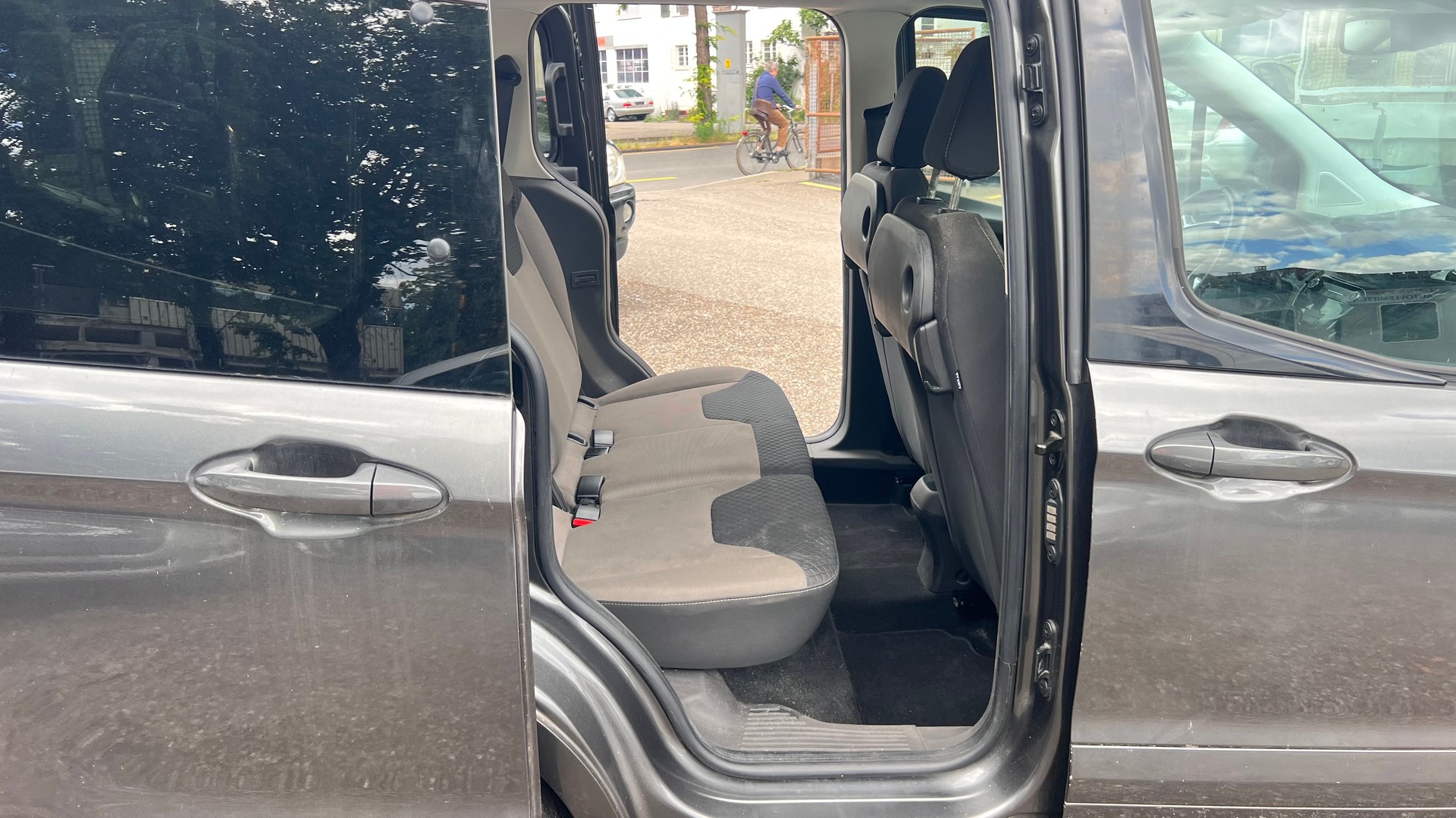 FORD Tourneo Courier 1.0 SCTi Trend-image-5