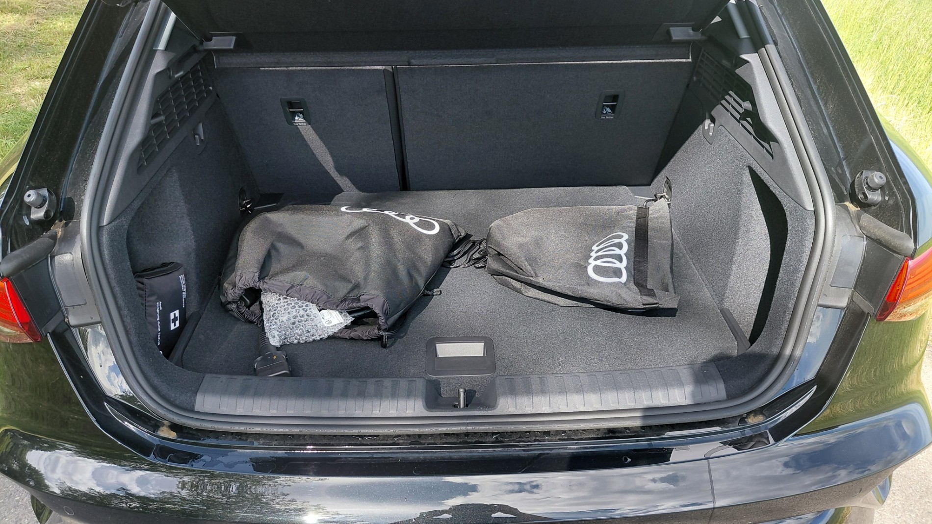 AUDI AUDI A3 Sportback 1.5 45 TFSI Plug-in-Hybrid S Line S-Tronic-image-12
