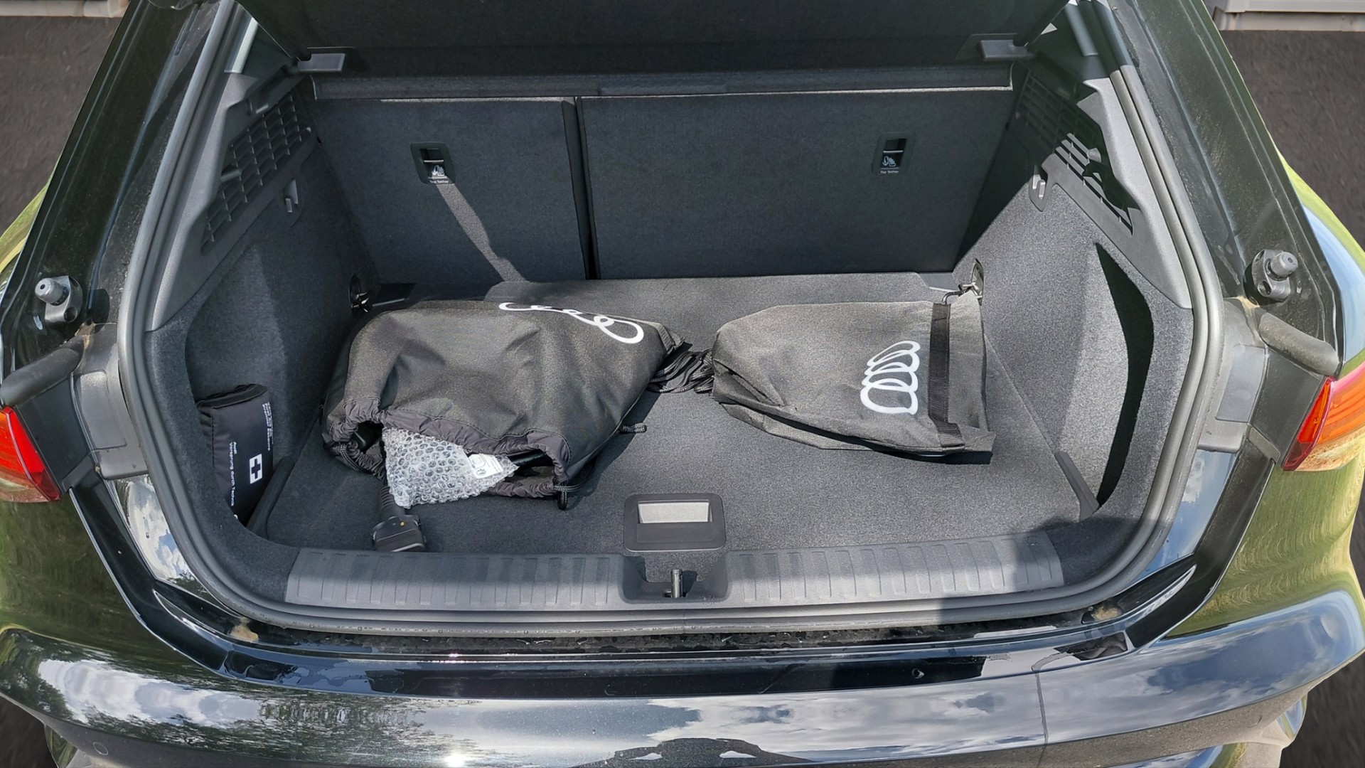 AUDI A3 Sportback 1.5 45 TFSI Plug-in-Hybrid S Line S-Tronic-image-13