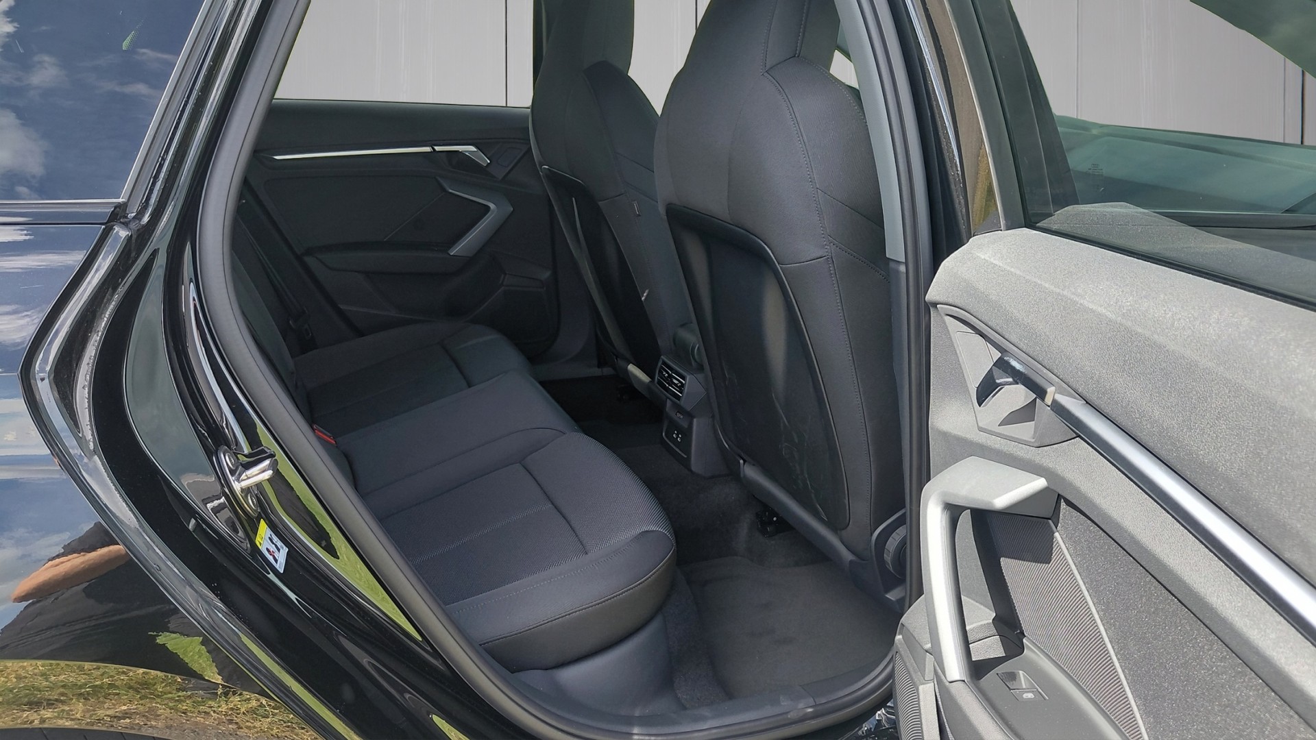 AUDI A3 Sportback 1.5 45 TFSI Plug-in-Hybrid S Line S-Tronic-image-12