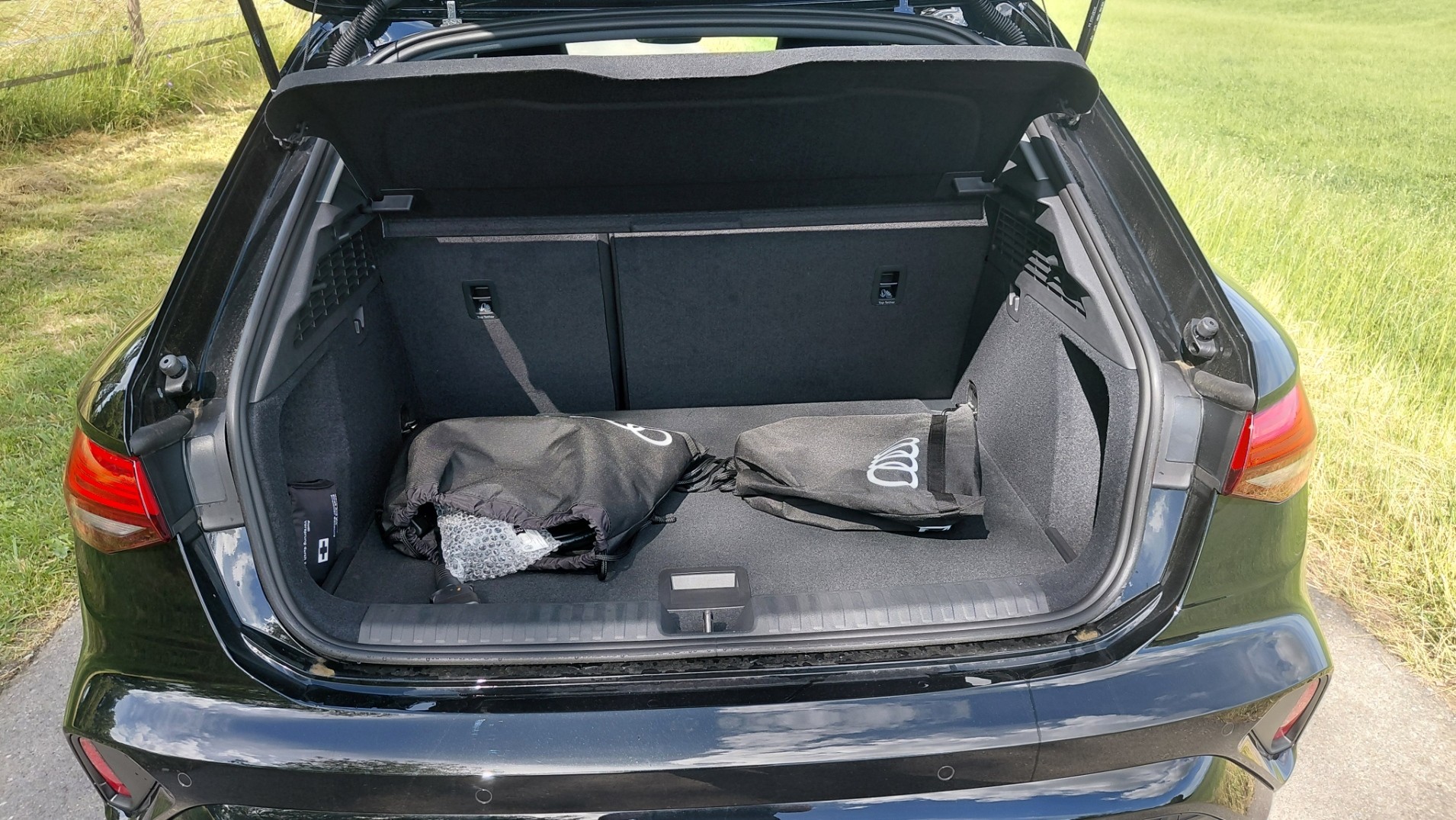 AUDI AUDI A3 Sportback 1.5 45 TFSI Plug-in-Hybrid S Line S-Tronic-image-13