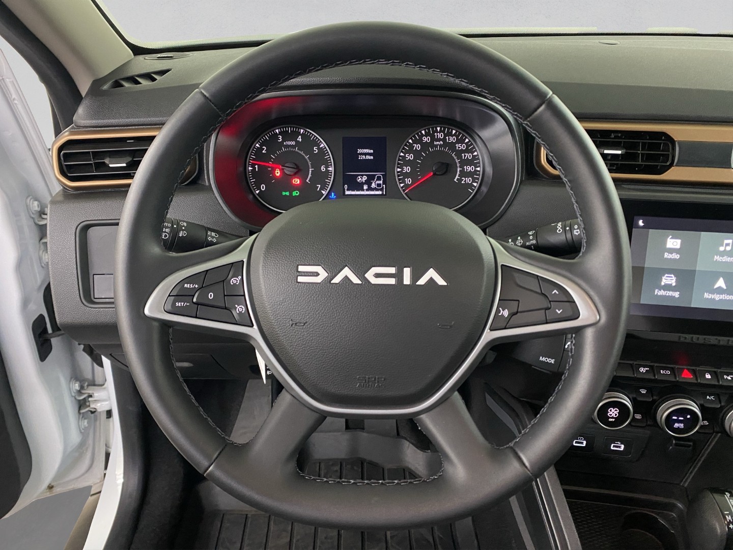DACIA Duster TCe 150 Extreme EDC 4x2-image-8