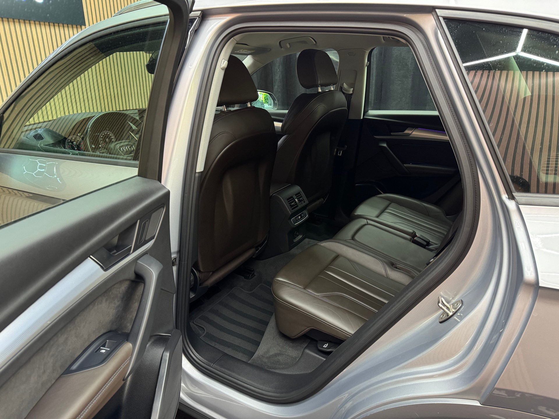 AUDI Q5 2.0 40 TDI Advanced quattro S-Tronic | 1 Jahr Garantie | Facelift | *ab CHF 239.-/ Monat*-image-10