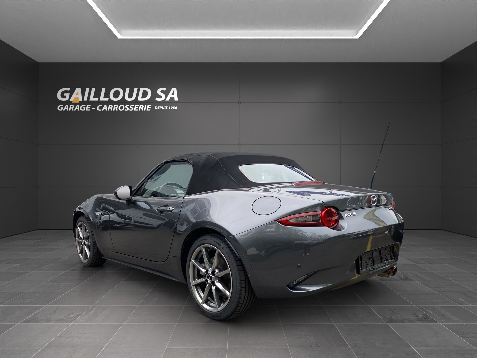 MAZDA MX-5 SKYACTIV-G 184 Revolution-showroom-element-2