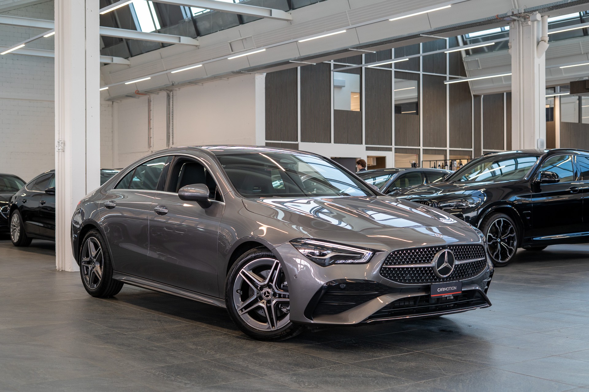 MERCEDES-BENZ CLA 200 AMG Line / Rückfahrkamera / Ambientebeleuchtung / Navi-showroom-element-2