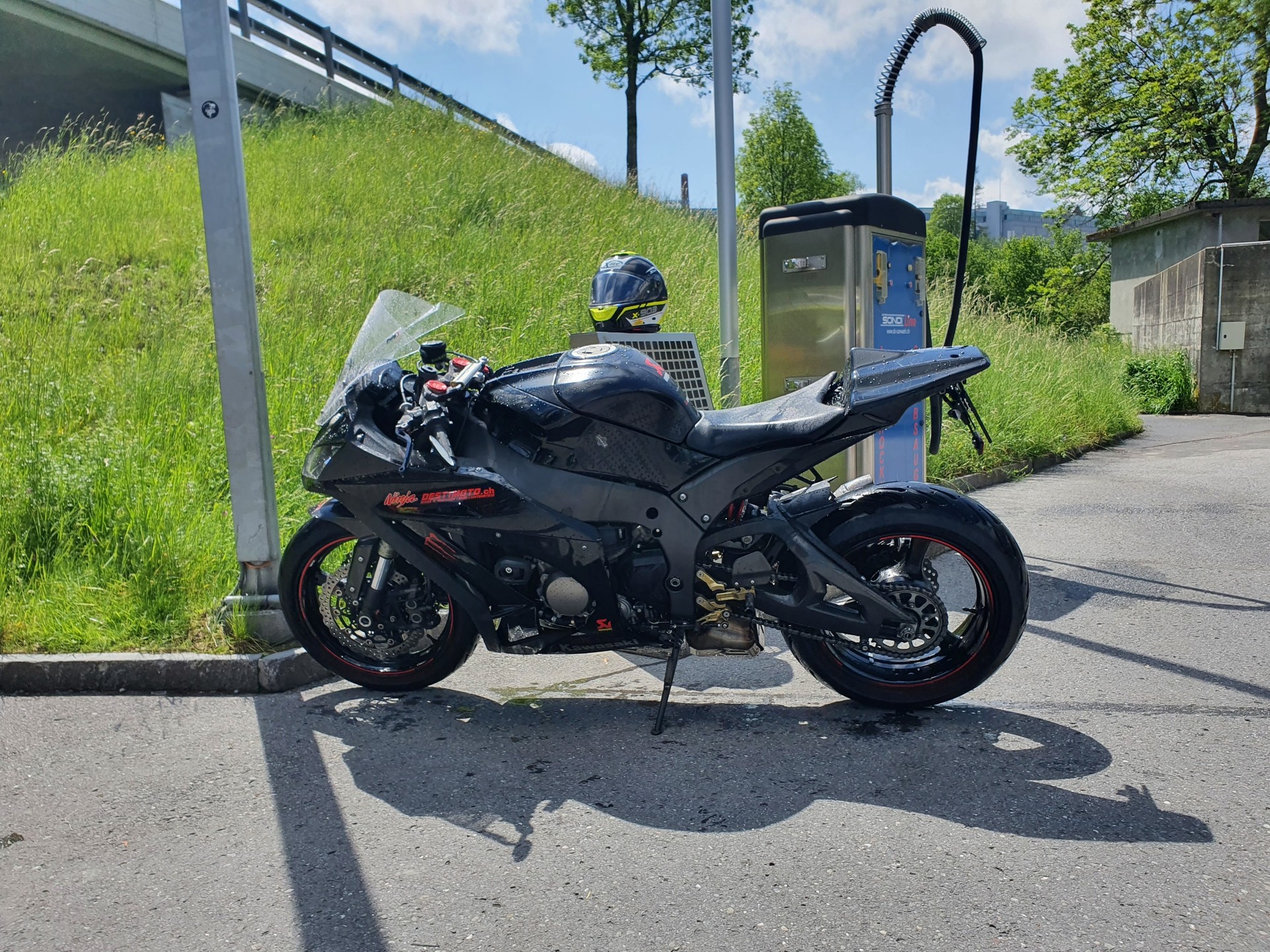 HONDA Ninja ZX-10R GP Edition-image-0