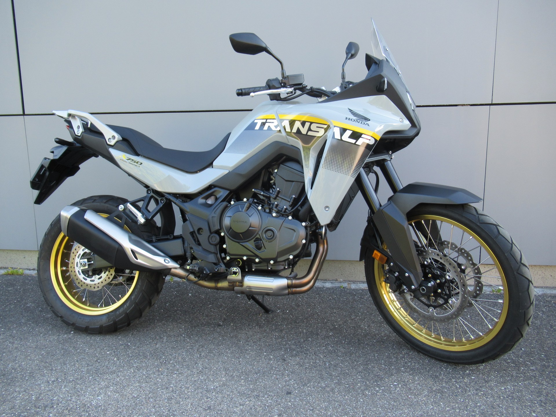 HONDA XL 750 Transalp-image-0