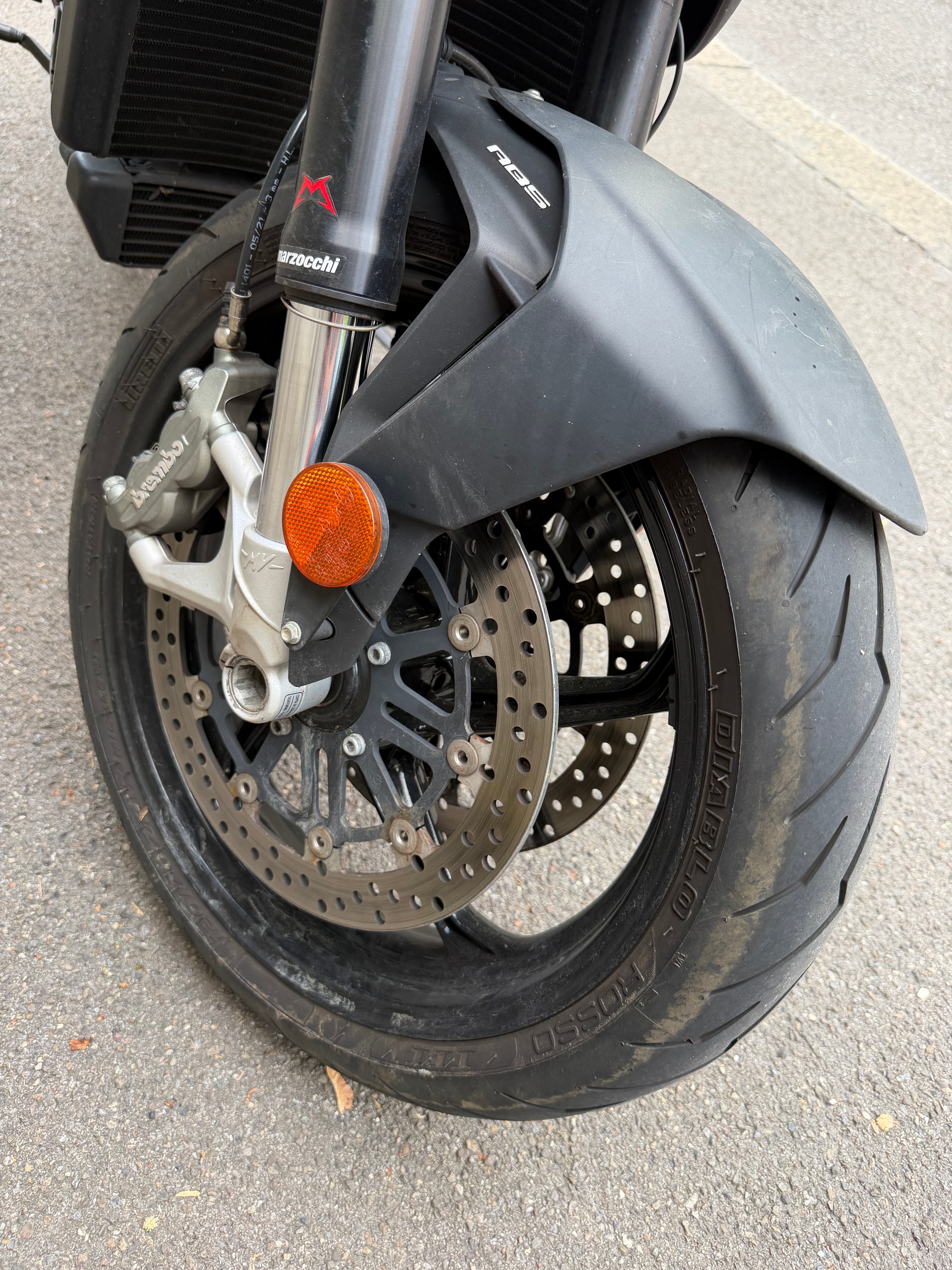 MV AGUSTA 800 Rosso-image-10