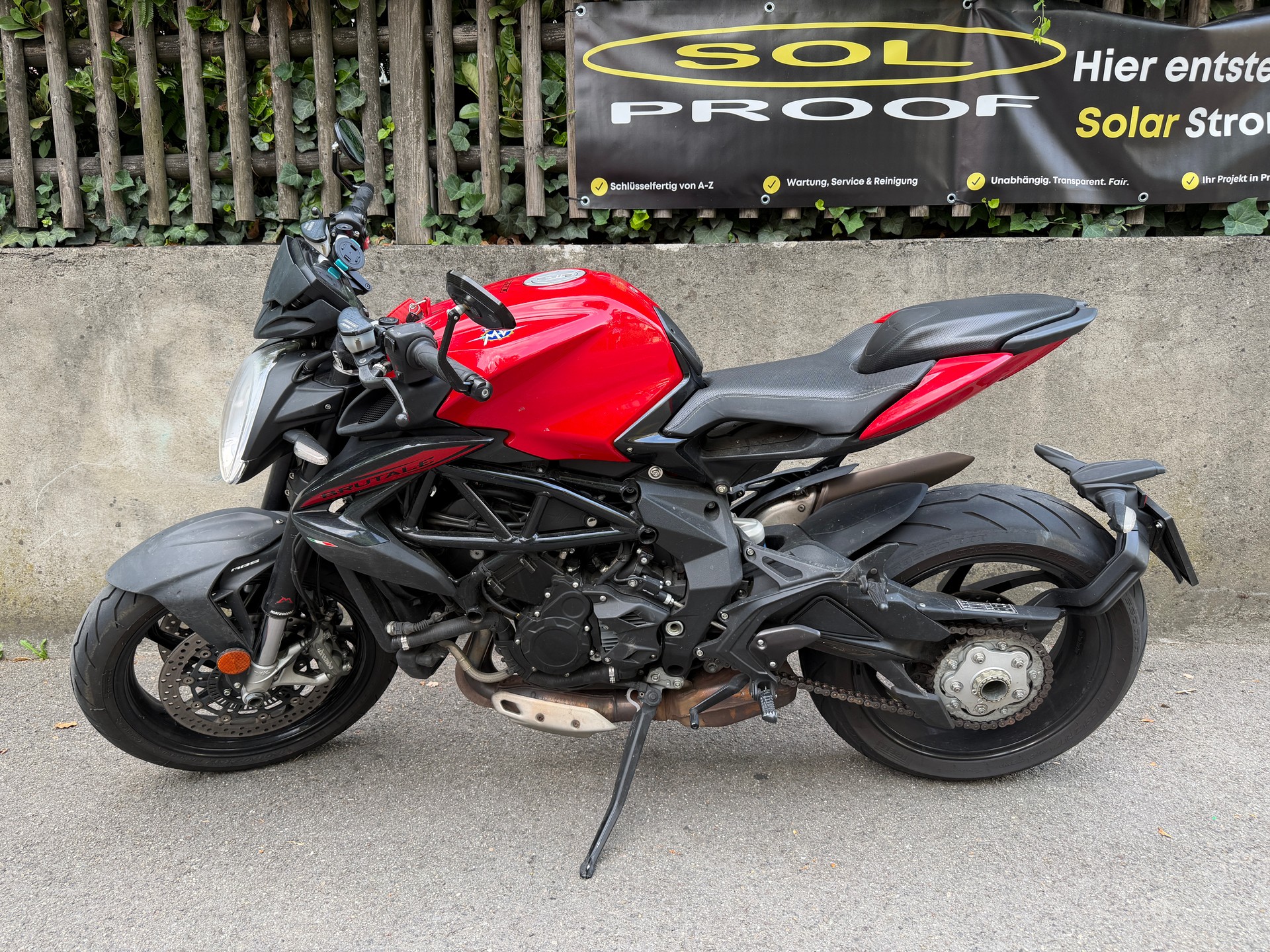 MV AGUSTA 800 Rosso-image-2