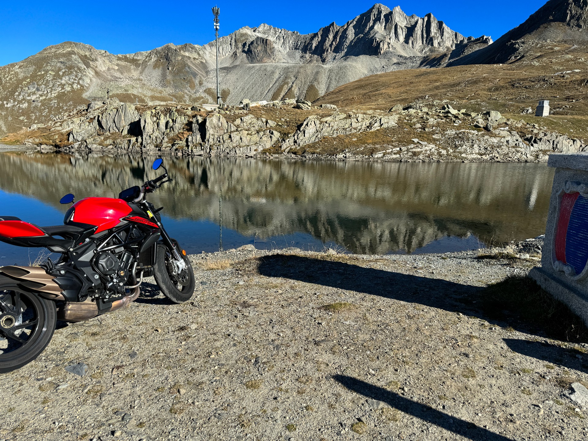 MV AGUSTA 800 Rosso-image-9