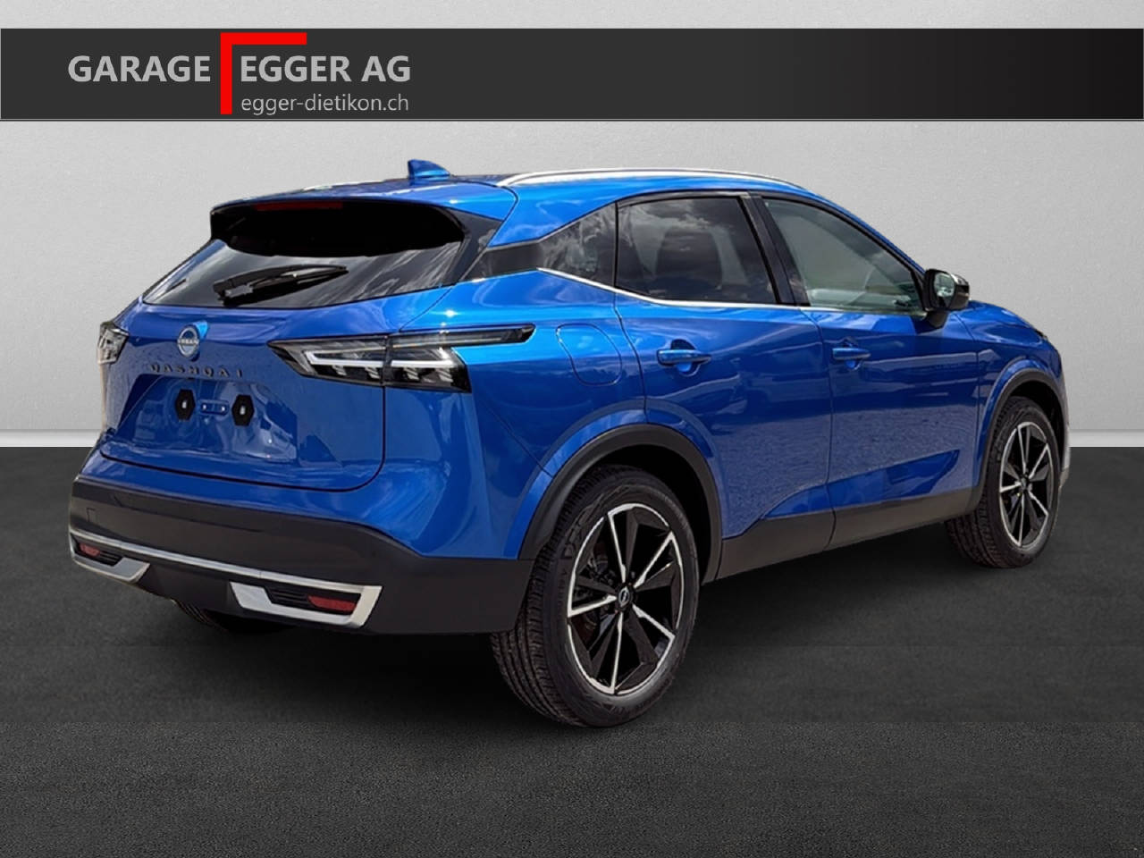 NISSAN Qashqai 1.3 DIG-T Tekna 4x4-image-2