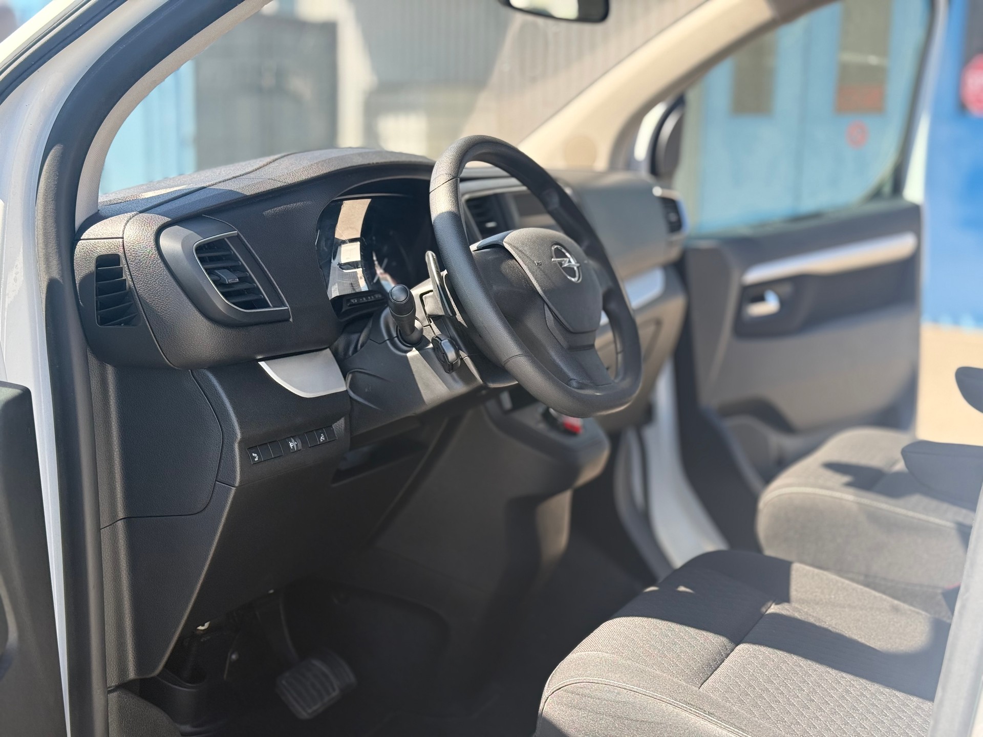 OPEL Zafira Life 2.0 CDTI Business Innovation M Automatik-image-7